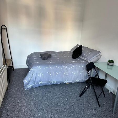 Tiye Estates Short Stay Stoke-on-Trent Ngoại thất bức ảnh