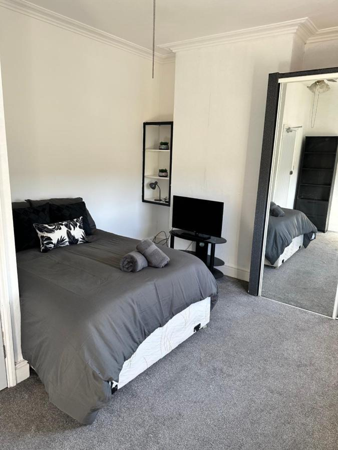 Tiye Estates Short Stay Stoke-on-Trent Ngoại thất bức ảnh