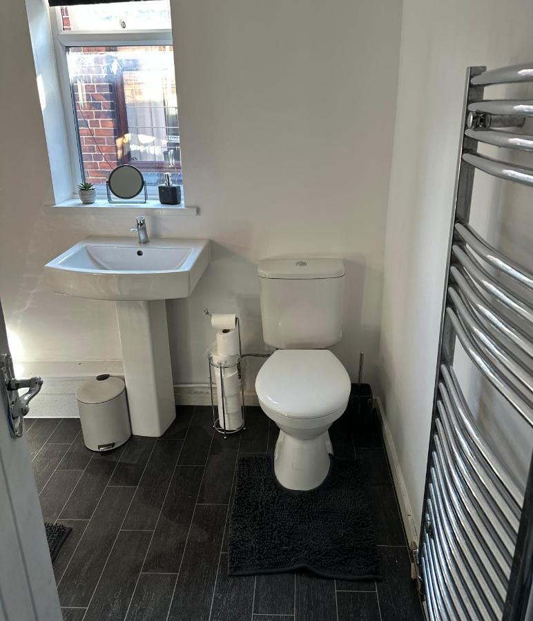 Tiye Estates Short Stay Stoke-on-Trent Ngoại thất bức ảnh